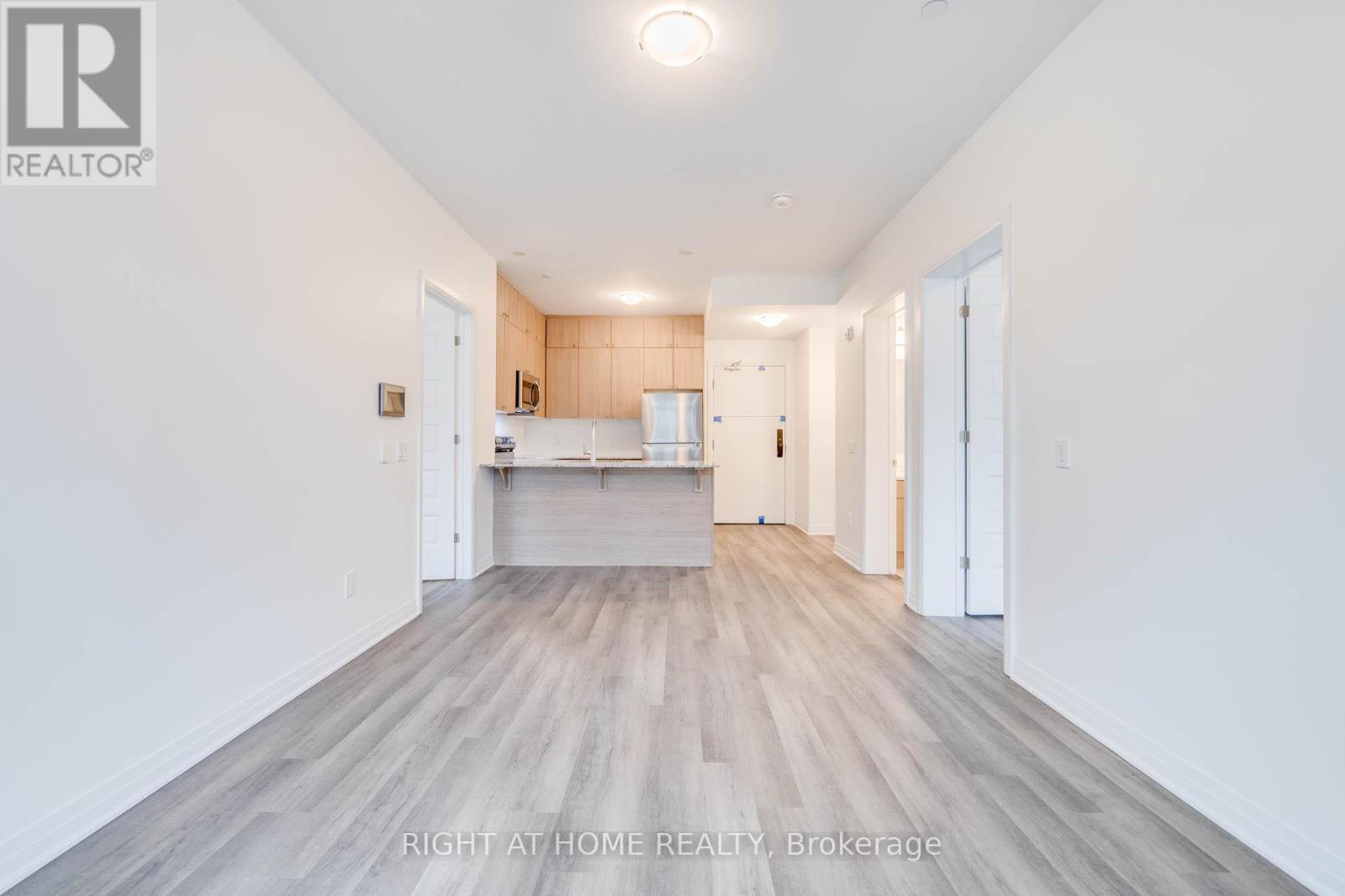 114 - 470 Gordon Krantz Avenue, Milton, Ontario  L9E 1Z2 - Photo 10 - W12804422