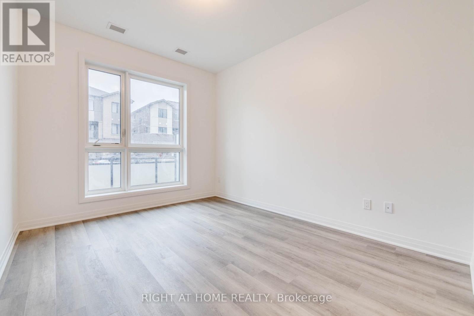 114 - 470 Gordon Krantz Avenue, Milton, Ontario  L9E 1Z2 - Photo 14 - W12804422