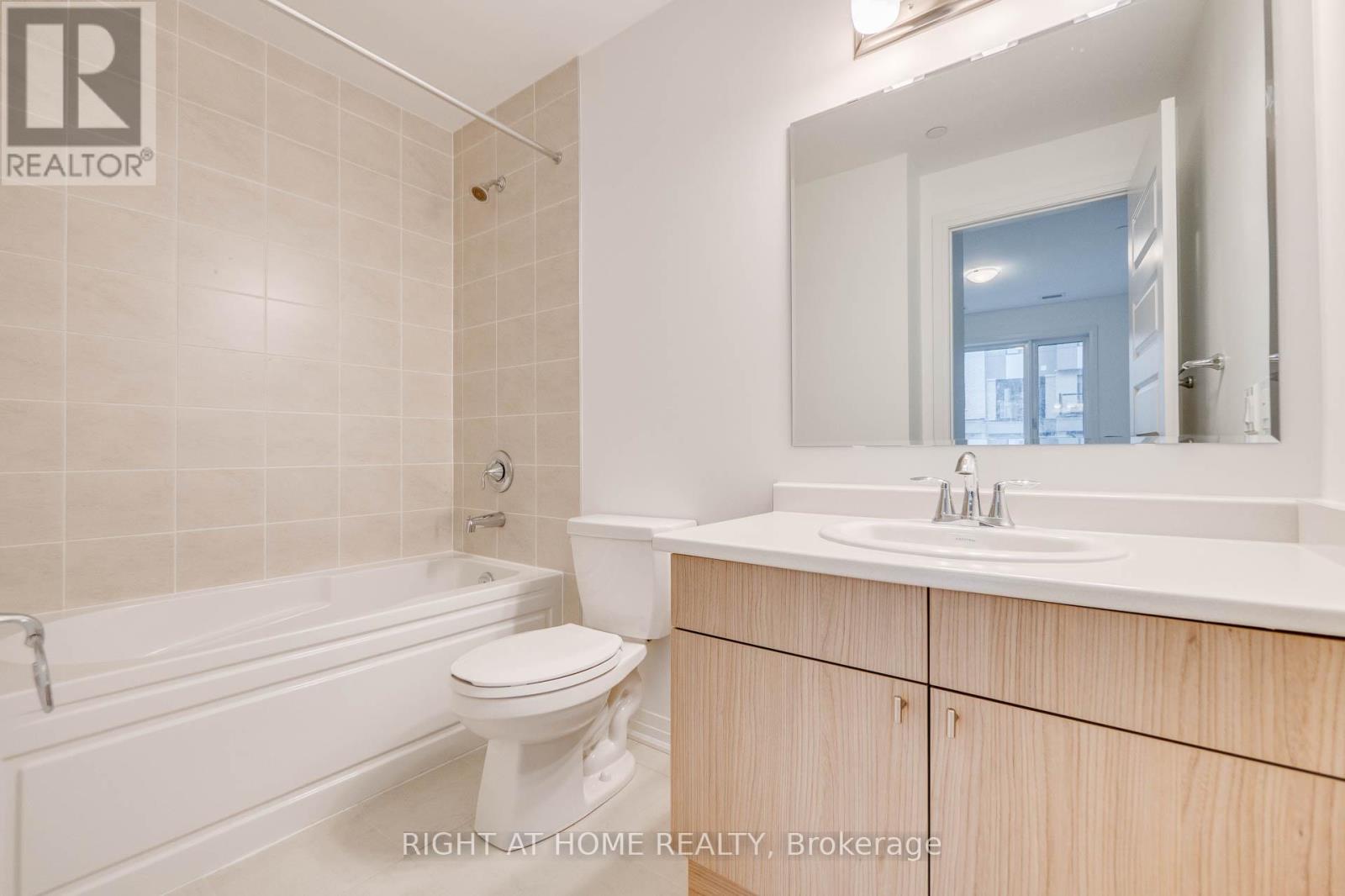 114 - 470 Gordon Krantz Avenue, Milton, Ontario  L9E 1Z2 - Photo 17 - W12804422