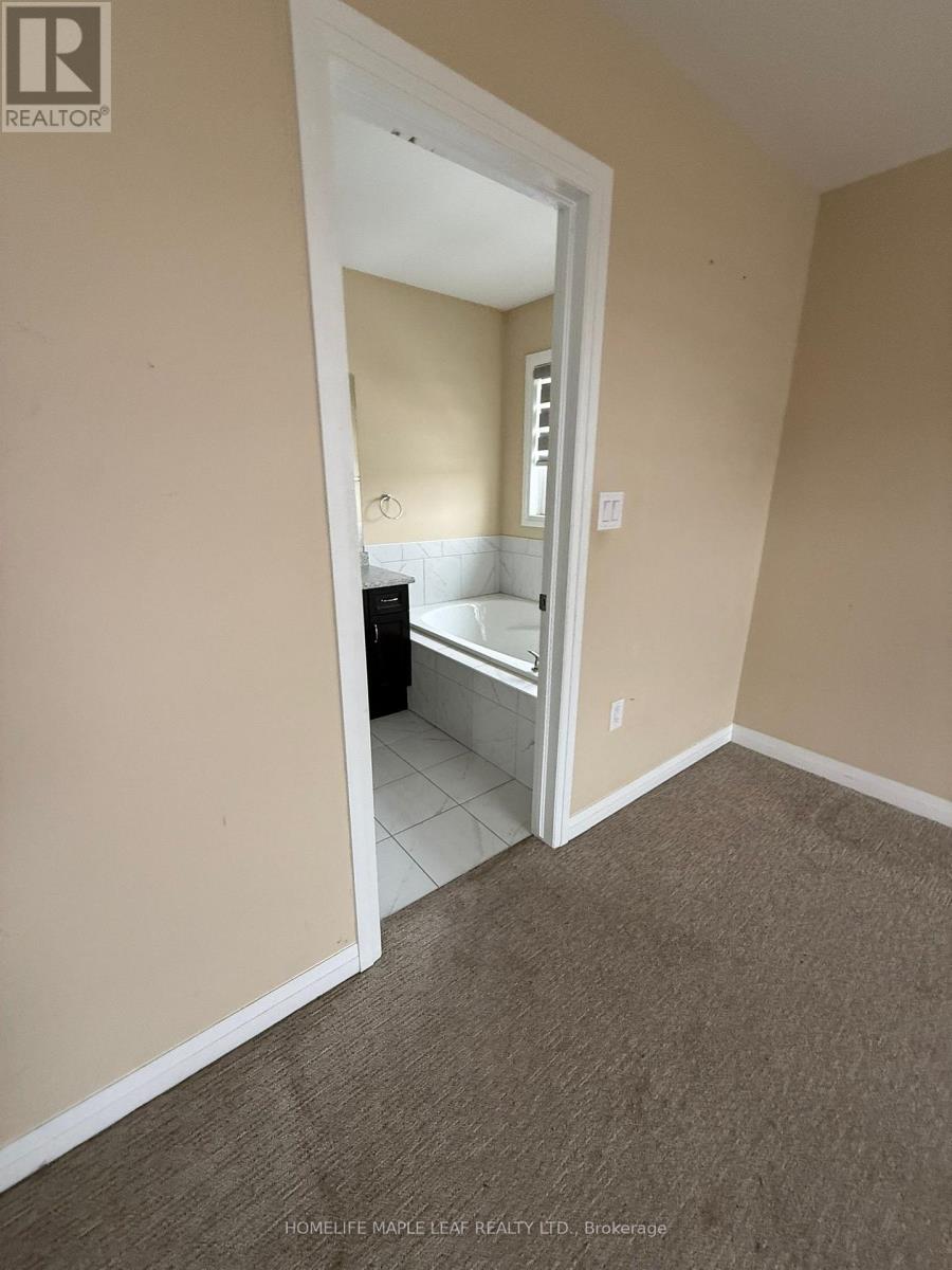 2 Laguna Village Crescent, Hamilton, Ontario  L0R 1P0 - Photo 14 - X12804402