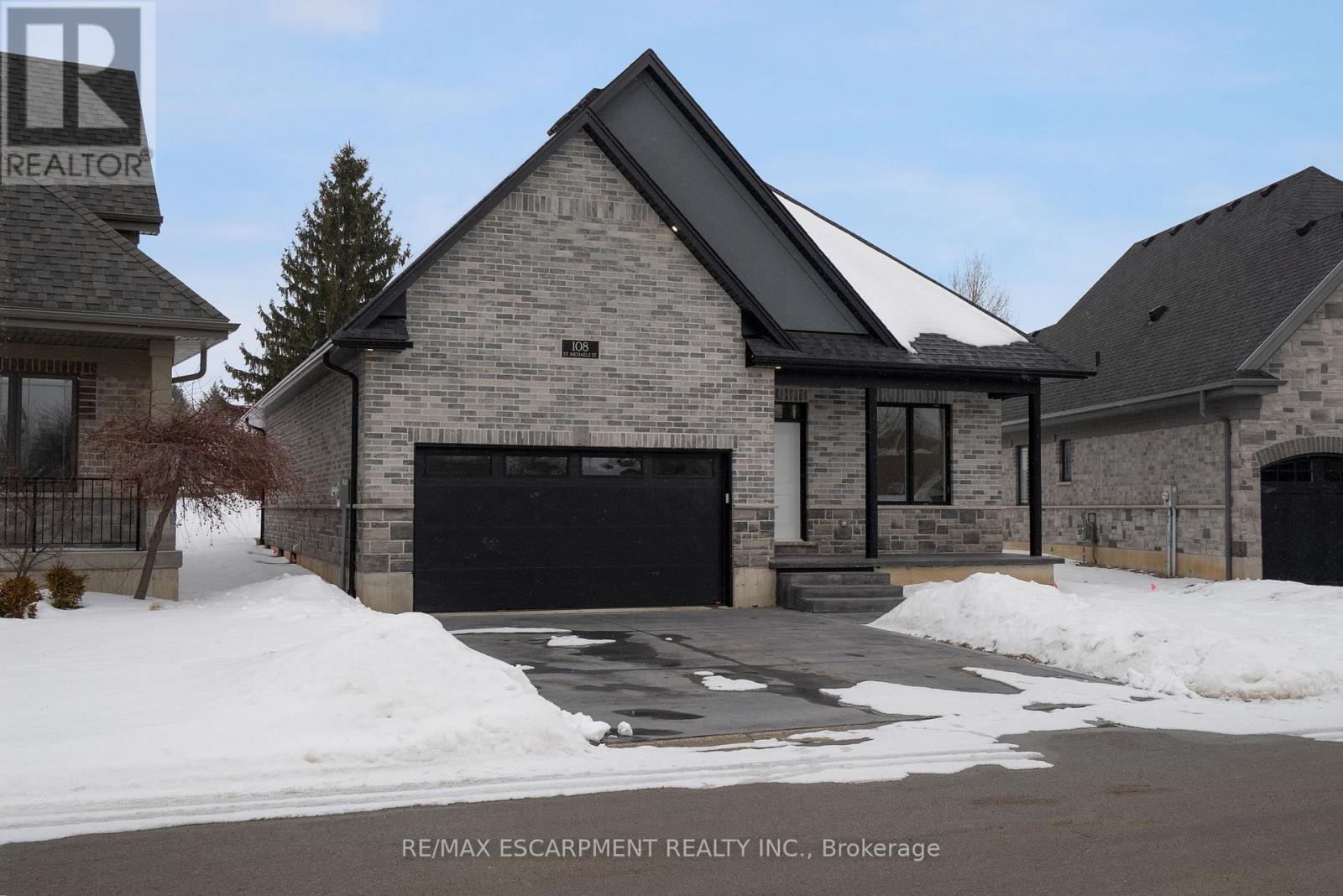 108 St. Michael's Street, Norfolk, Ontario  N4B 0A3 - Photo 3 - X12804404