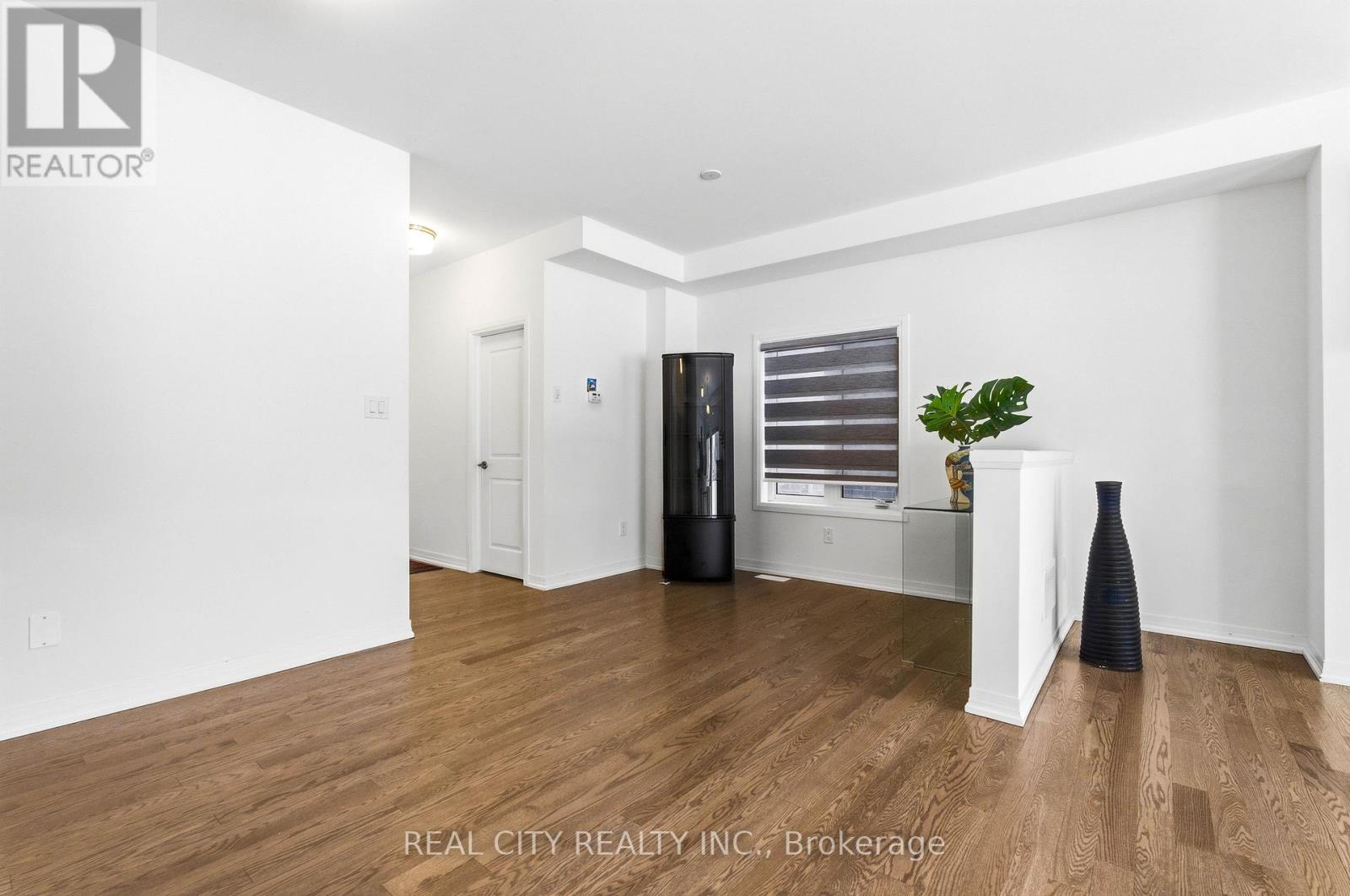 72 George Brier Drive E, Brant, Ontario  N3L 0L3 - Photo 12 - X12804412