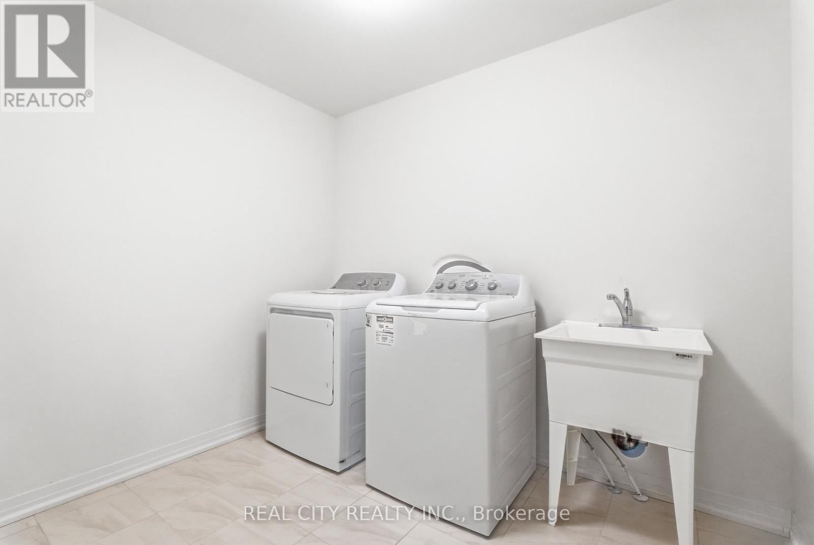 72 George Brier Drive E, Brant, Ontario  N3L 0L3 - Photo 38 - X12804412