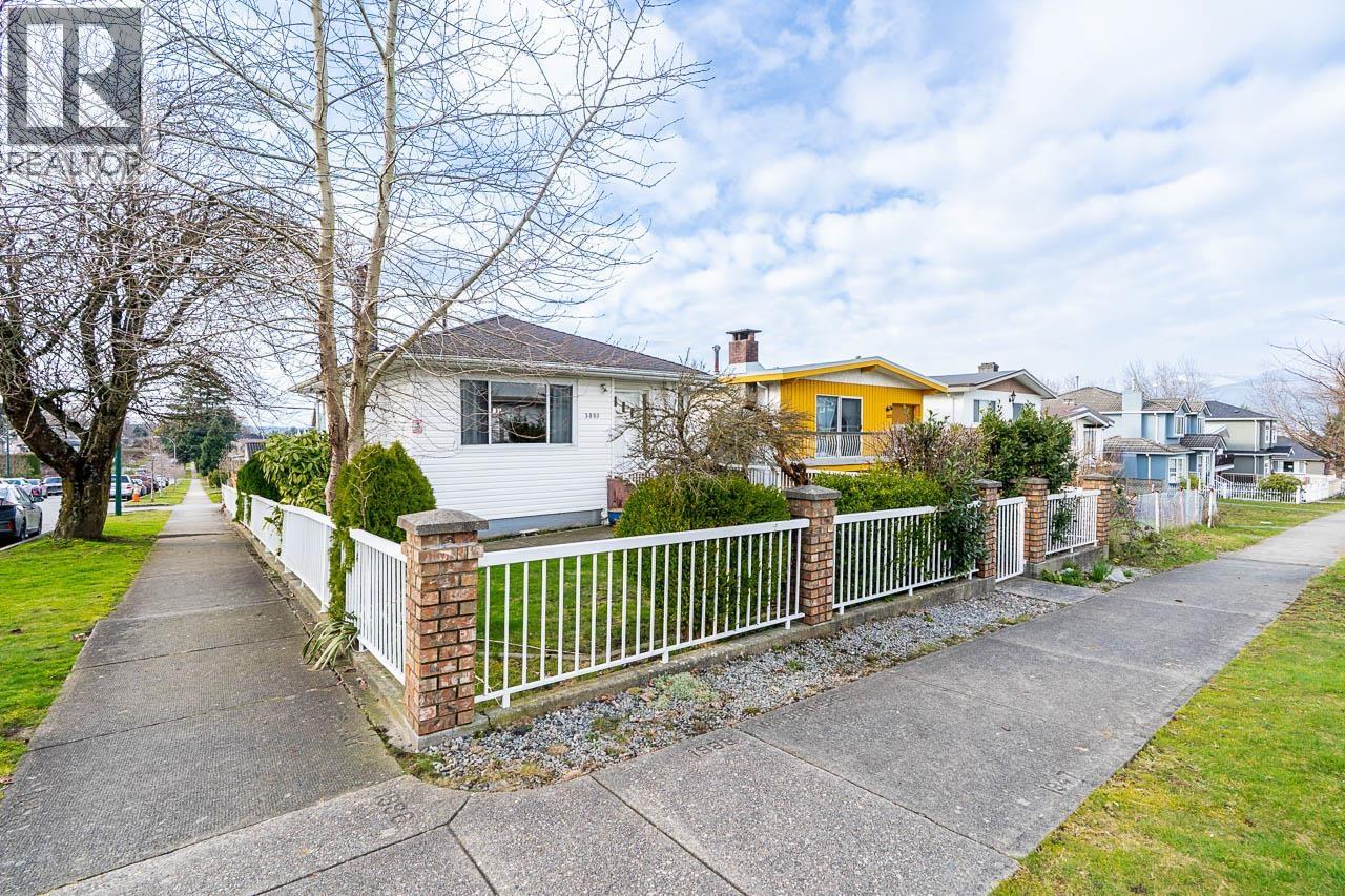 3895 Windermere Street, Vancouver, British Columbia  V5R 2G4 - Photo 3 - R3090833