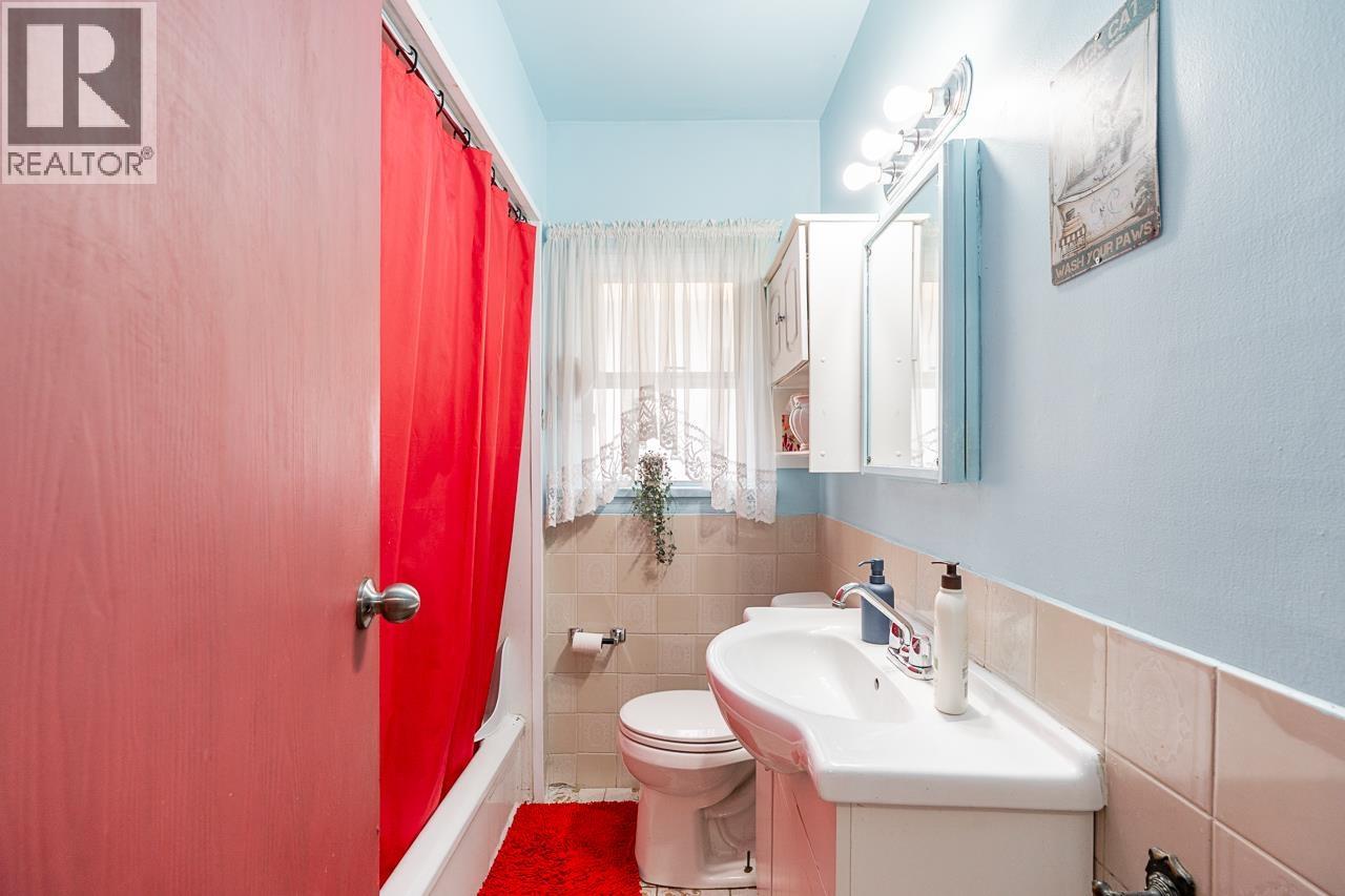 3895 Windermere Street, Vancouver, British Columbia  V5R 2G4 - Photo 12 - R3090833