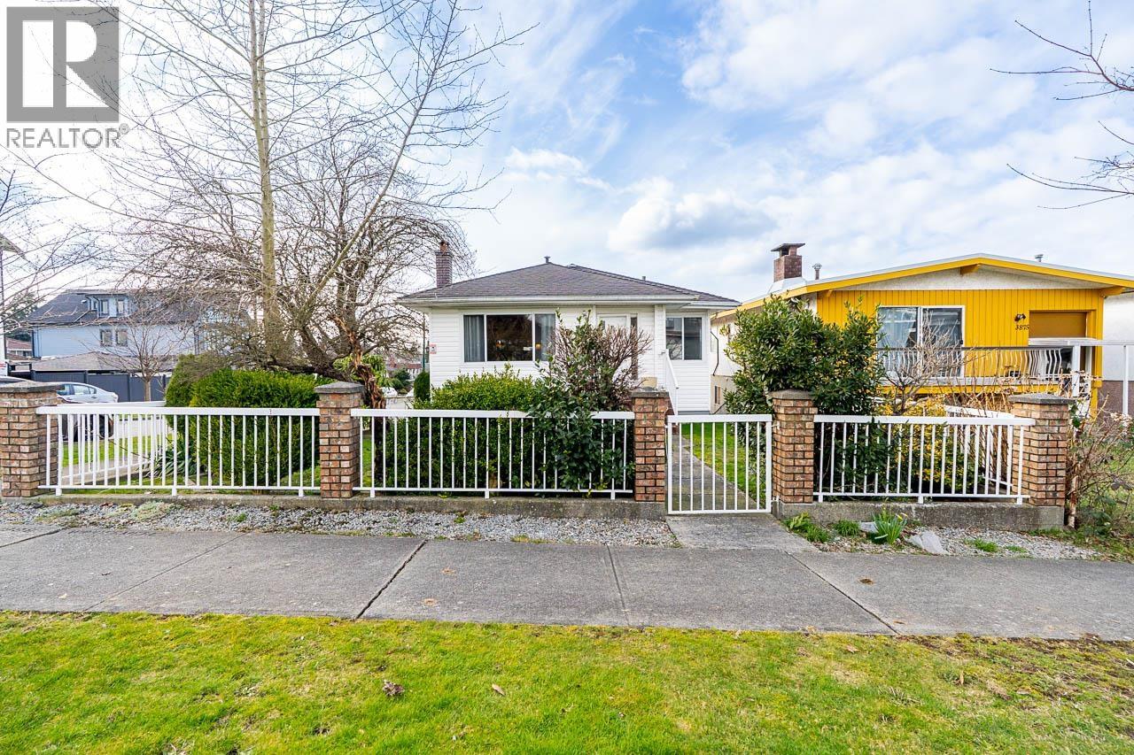 3895 Windermere Street, Vancouver, British Columbia  V5R 2G4 - Photo 2 - R3090833