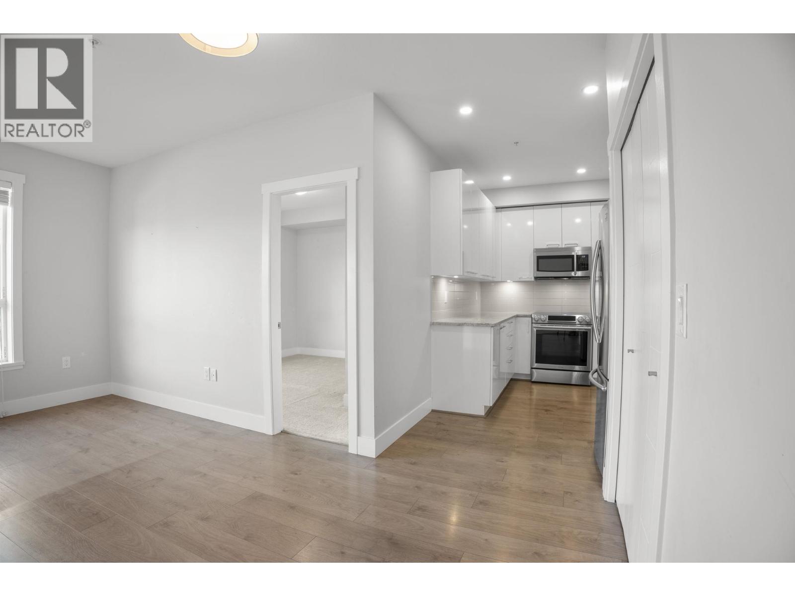 306 22315 122 Avenue, Maple Ridge, British Columbia  V2X 4K7 - Photo 3 - R3088479