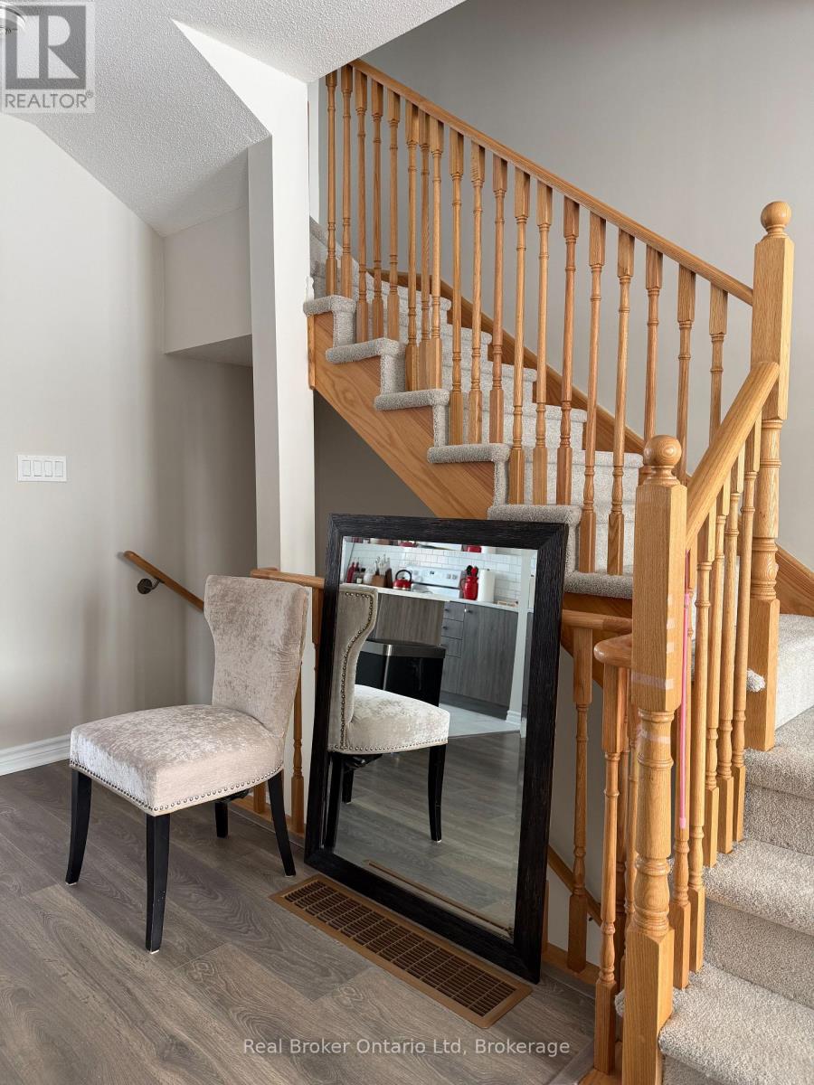 29 Sama Way, Wasaga Beach, Ontario  L9Z 0K4 - Photo 13 - S12804434