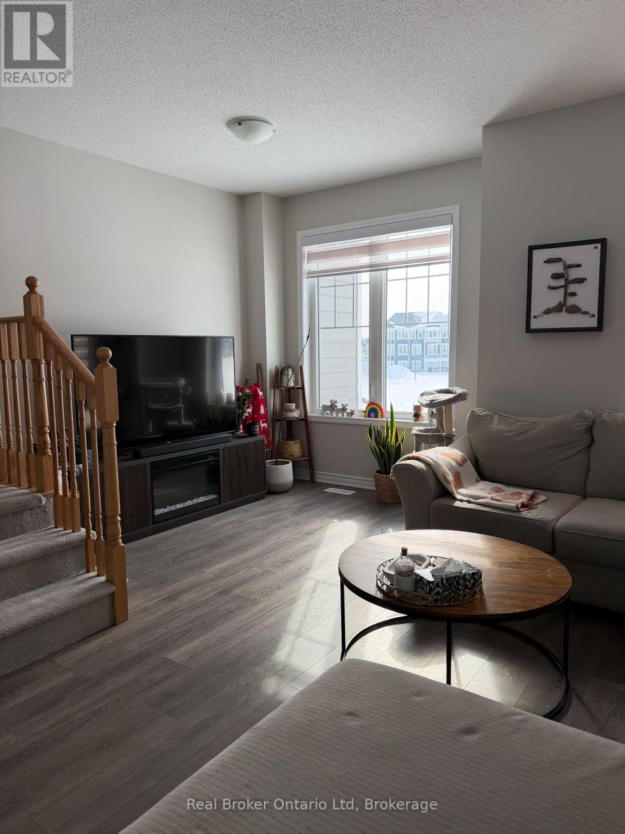 29 Sama Way, Wasaga Beach, Ontario  L9Z 0K4 - Photo 5 - S12804434