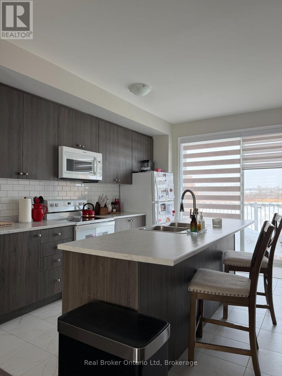 29 Sama Way, Wasaga Beach, Ontario  L9Z 0K4 - Photo 6 - S12804434