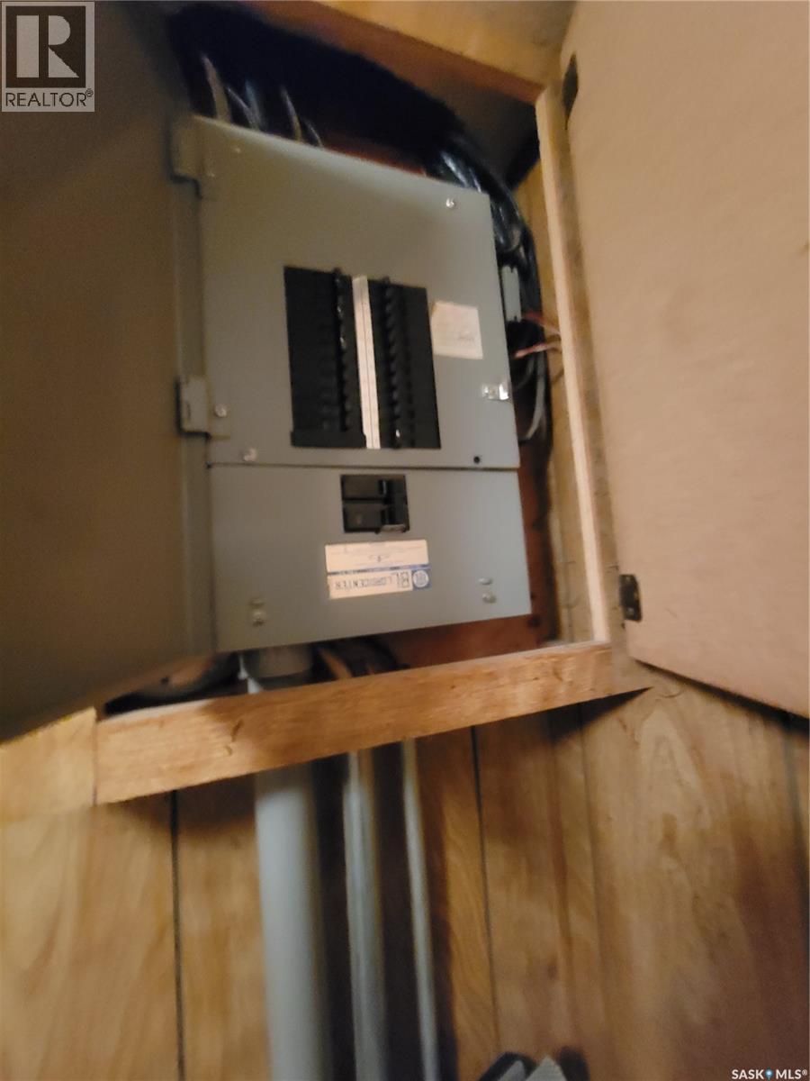 310 5th Street W, Wilkie, Saskatchewan  S0L 2C0 - Photo 26 - SK020976