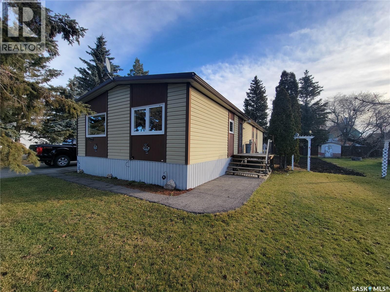 310 5th Street W, Wilkie, Saskatchewan  S0L 2C0 - Photo 31 - SK020976