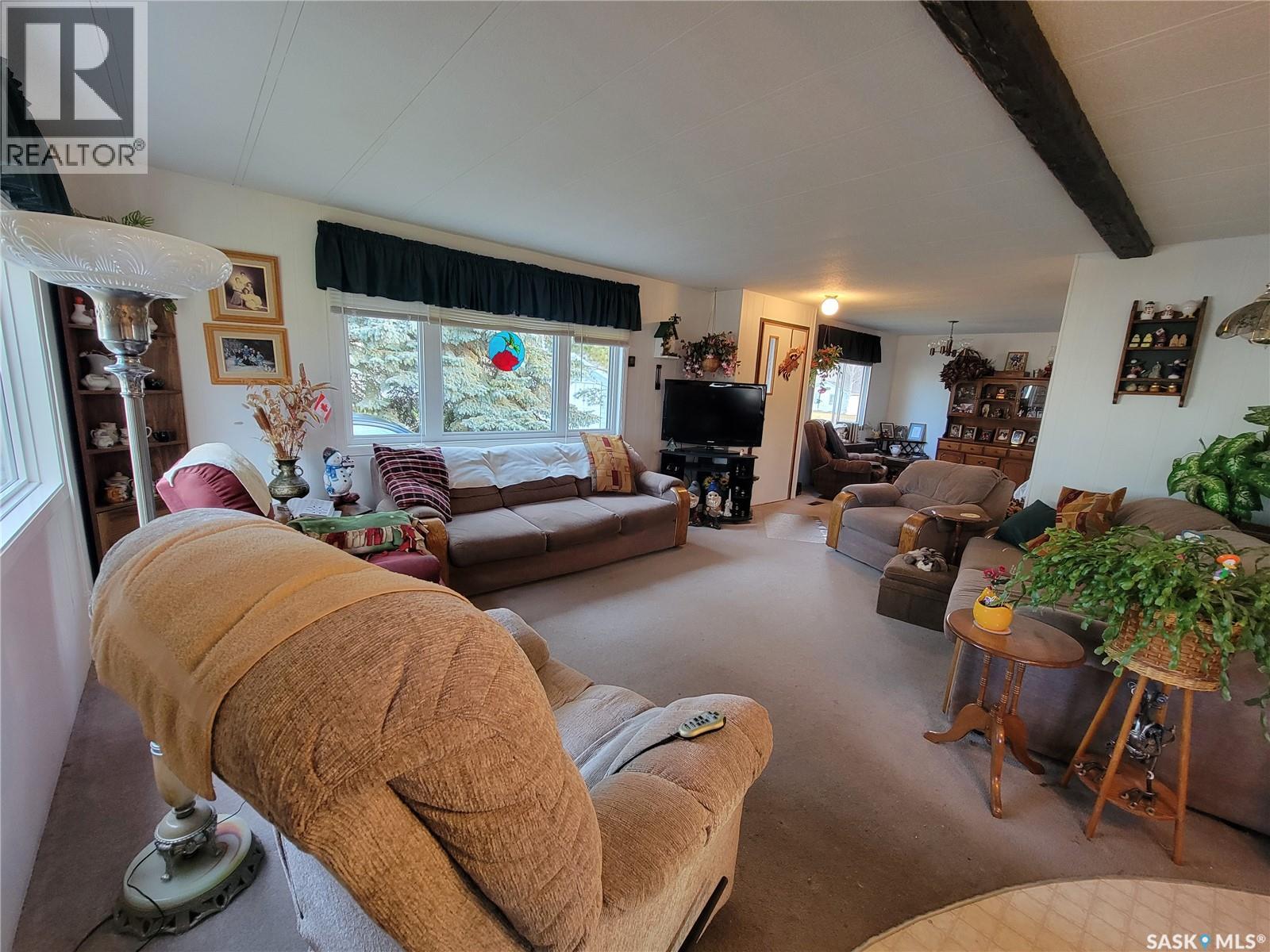 310 5th Street W, Wilkie, Saskatchewan  S0L 2C0 - Photo 5 - SK020976