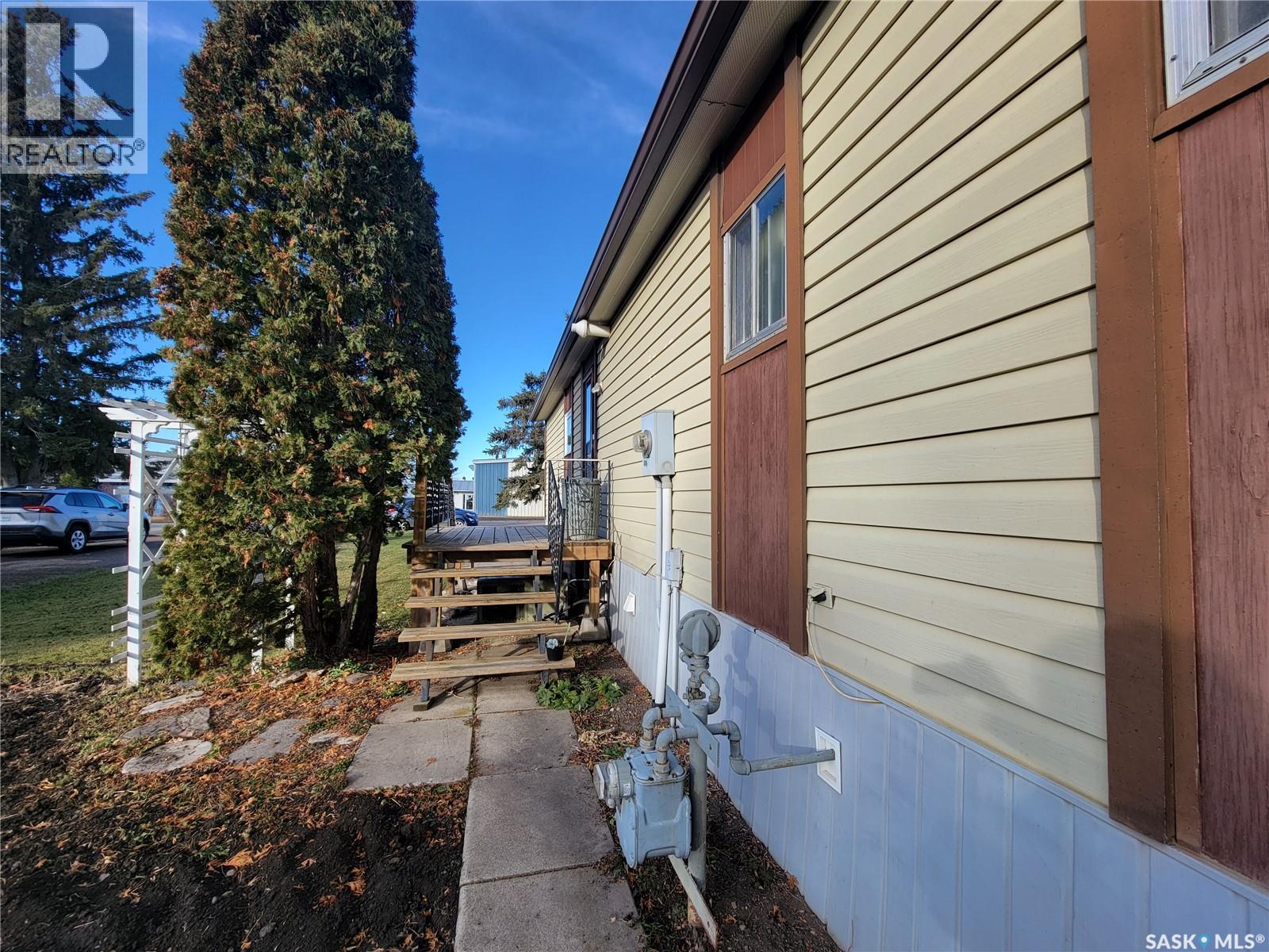 310 5th Street W, Wilkie, Saskatchewan  S0L 2C0 - Photo 30 - SK020976