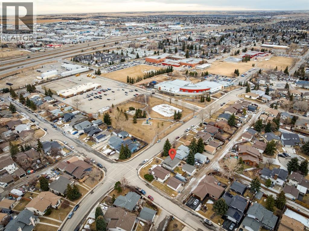 290 Jensen Drive Ne, Airdrie, Alberta  T4B 1N9 - Photo 5 - A2284195