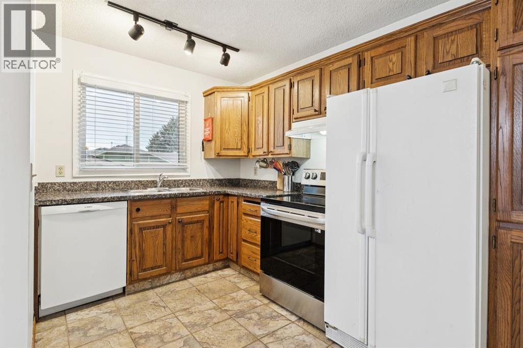 290 Jensen Drive Ne, Airdrie, Alberta  T4B 1N9 - Photo 24 - A2284195