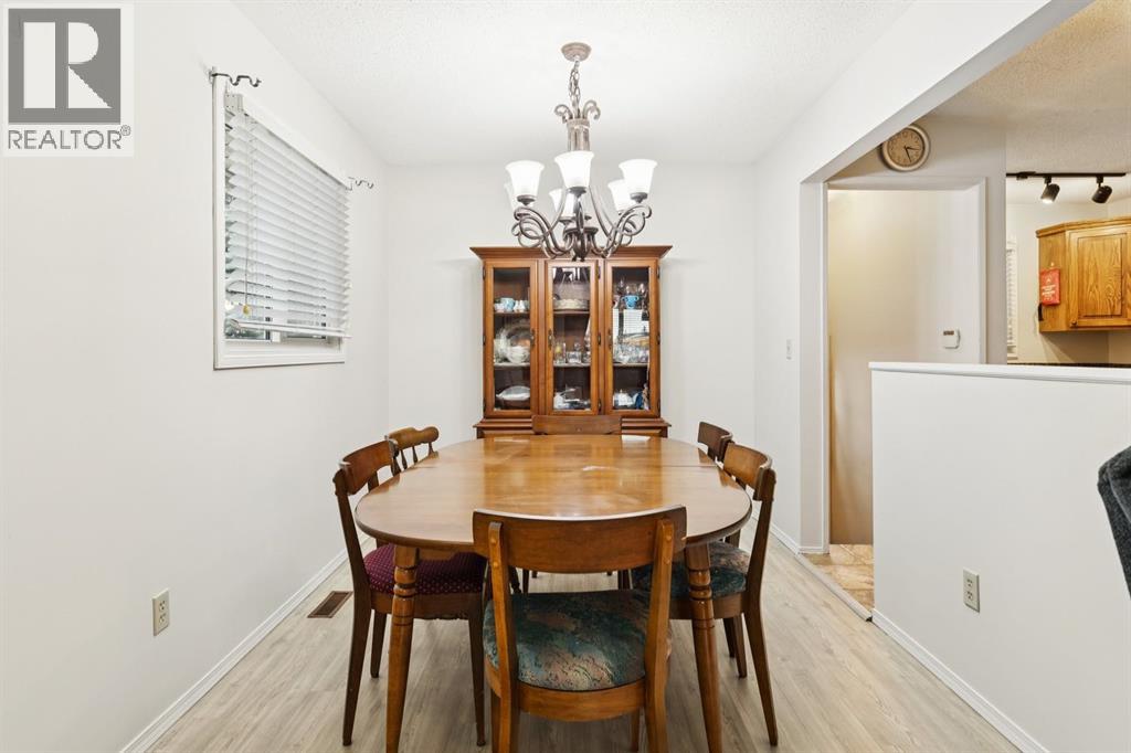 290 Jensen Drive Ne, Airdrie, Alberta  T4B 1N9 - Photo 17 - A2284195