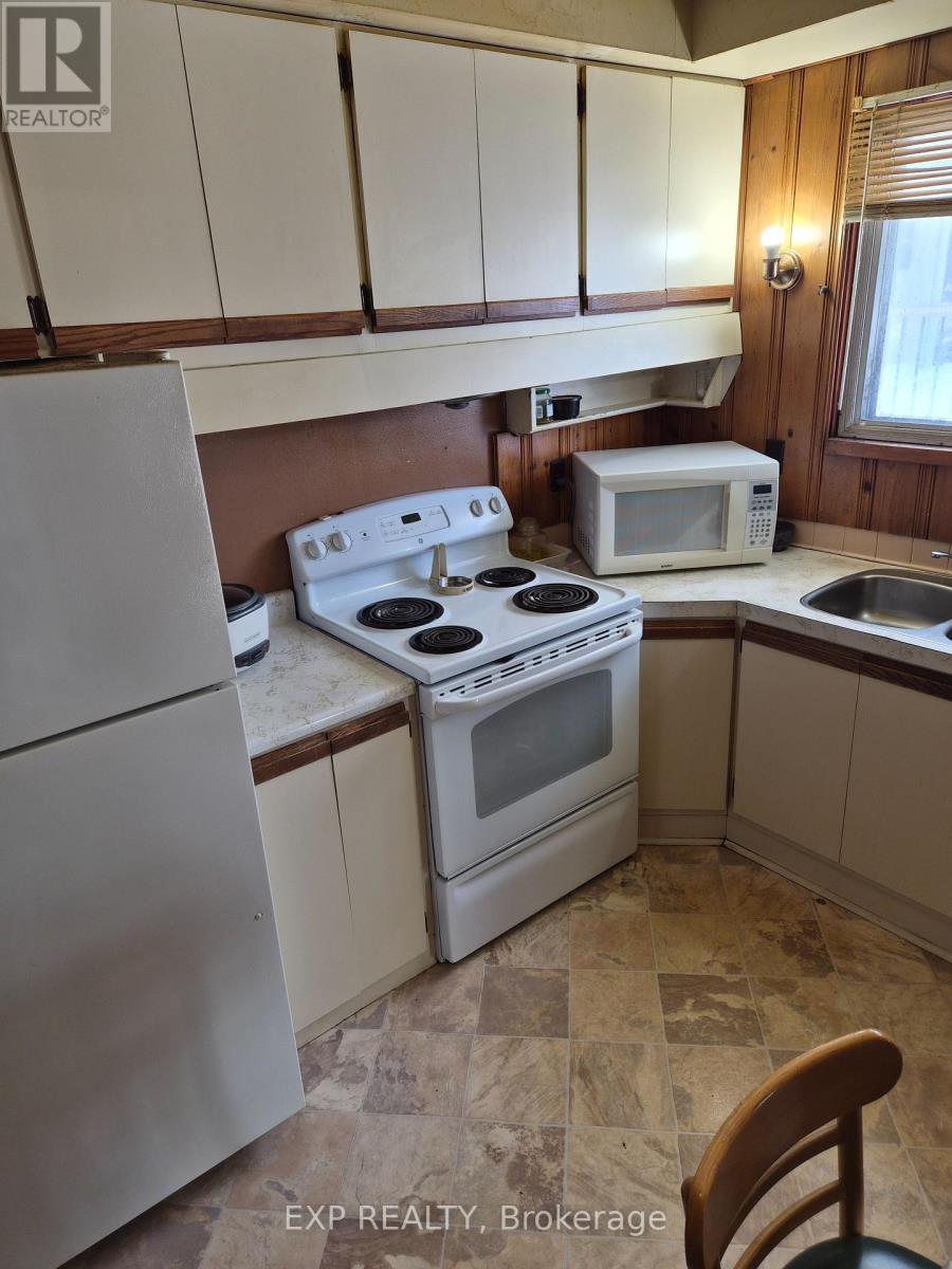 260 Joffre-Belanger Way, Ottawa, Ontario  K1L 5K8 - Photo 8 - X12804430