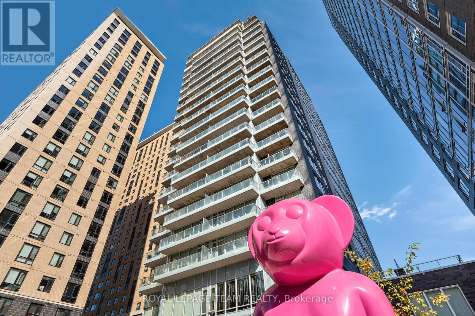 1111 - 111 CHAMPAGNE AVENUE S, Ottawa, Ontario