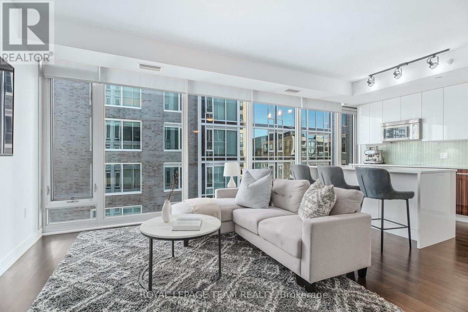 1111 - 111 Champagne Avenue S, Ottawa, Ontario  K1S 5V3 - Photo 3 - X12804440