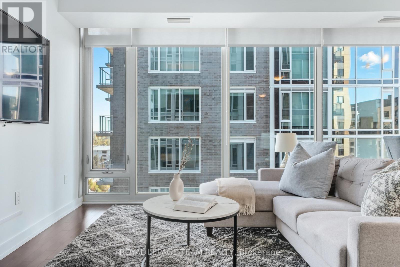 1111 - 111 Champagne Avenue S, Ottawa, Ontario  K1S 5V3 - Photo 4 - X12804440