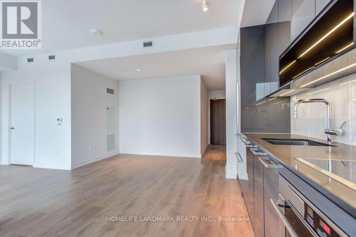 2011 - 117 Mcmahon Drive, Toronto, Ontario  M2K 0E4 - Photo 10 - C12804432