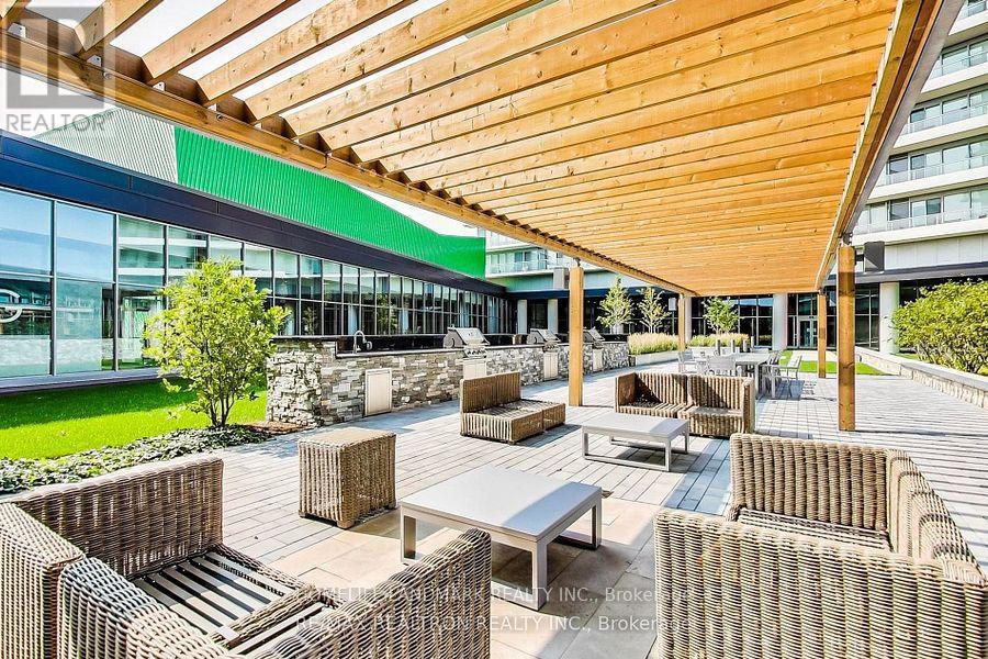 2011 - 117 Mcmahon Drive, Toronto, Ontario  M2K 0E4 - Photo 33 - C12804432