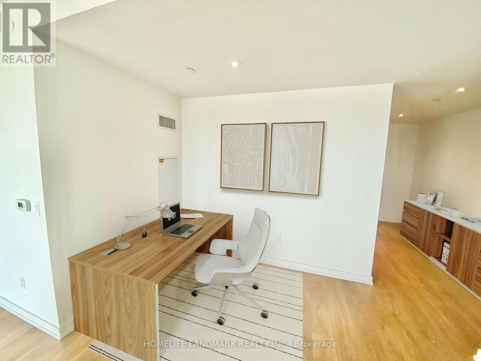 2011 - 117 Mcmahon Drive, Toronto, Ontario  M2K 0E4 - Photo 6 - C12804432