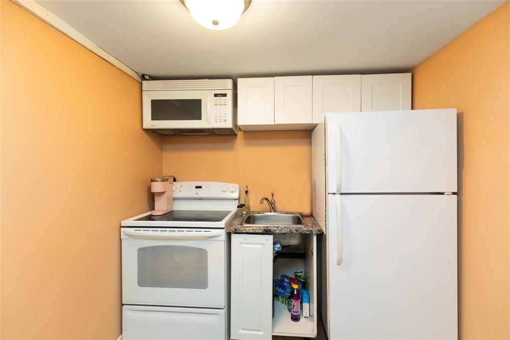 541 Barkman Avenue, Steinbach, Manitoba  R5G 0H8 - Photo 15 - 202603060