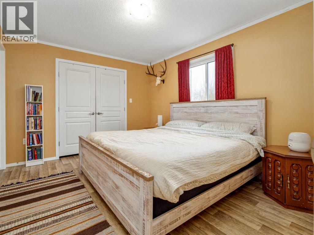 221 4 Street, Cowley, Alberta  T0K 0P0 - Photo 24 - A2287711