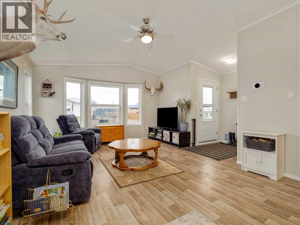 221 4 Street, Cowley, Alberta  T0K 0P0 - Photo 8 - A2287711