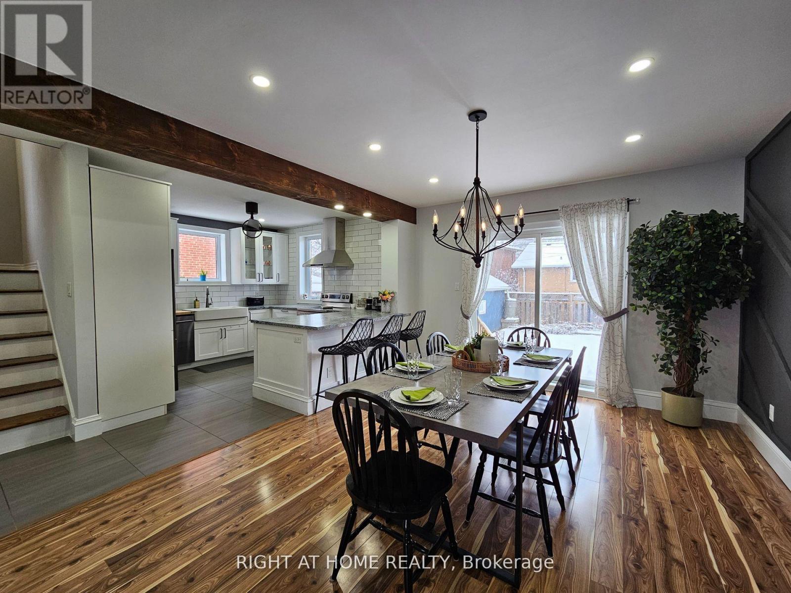 214 Kenilworth Avenue S, Hamilton, Ontario  L8K 2T4 - Photo 2 - X12804438