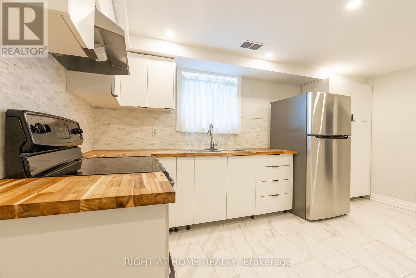 214 Kenilworth Avenue S, Hamilton, Ontario  L8K 2T4 - Photo 43 - X12804438