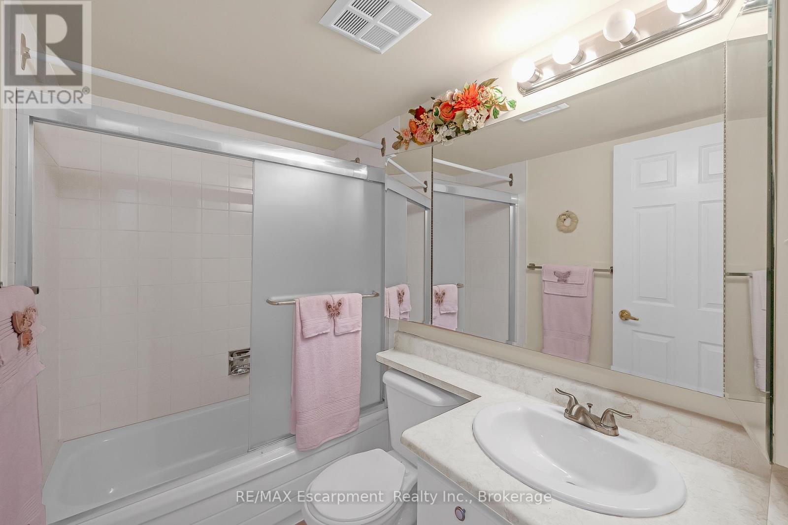 809 - 20 Cherrytree Drive, Brampton, Ontario  L6Y 3V1 - Photo 30 - W12804478