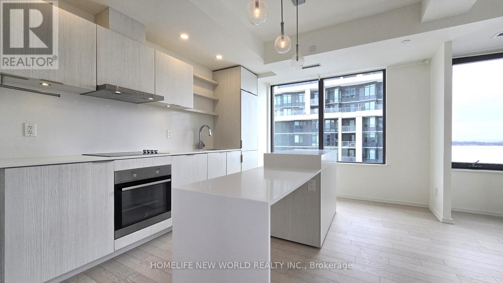 918 - 12 BONNYCASTLE STREET, Toronto, Ontario