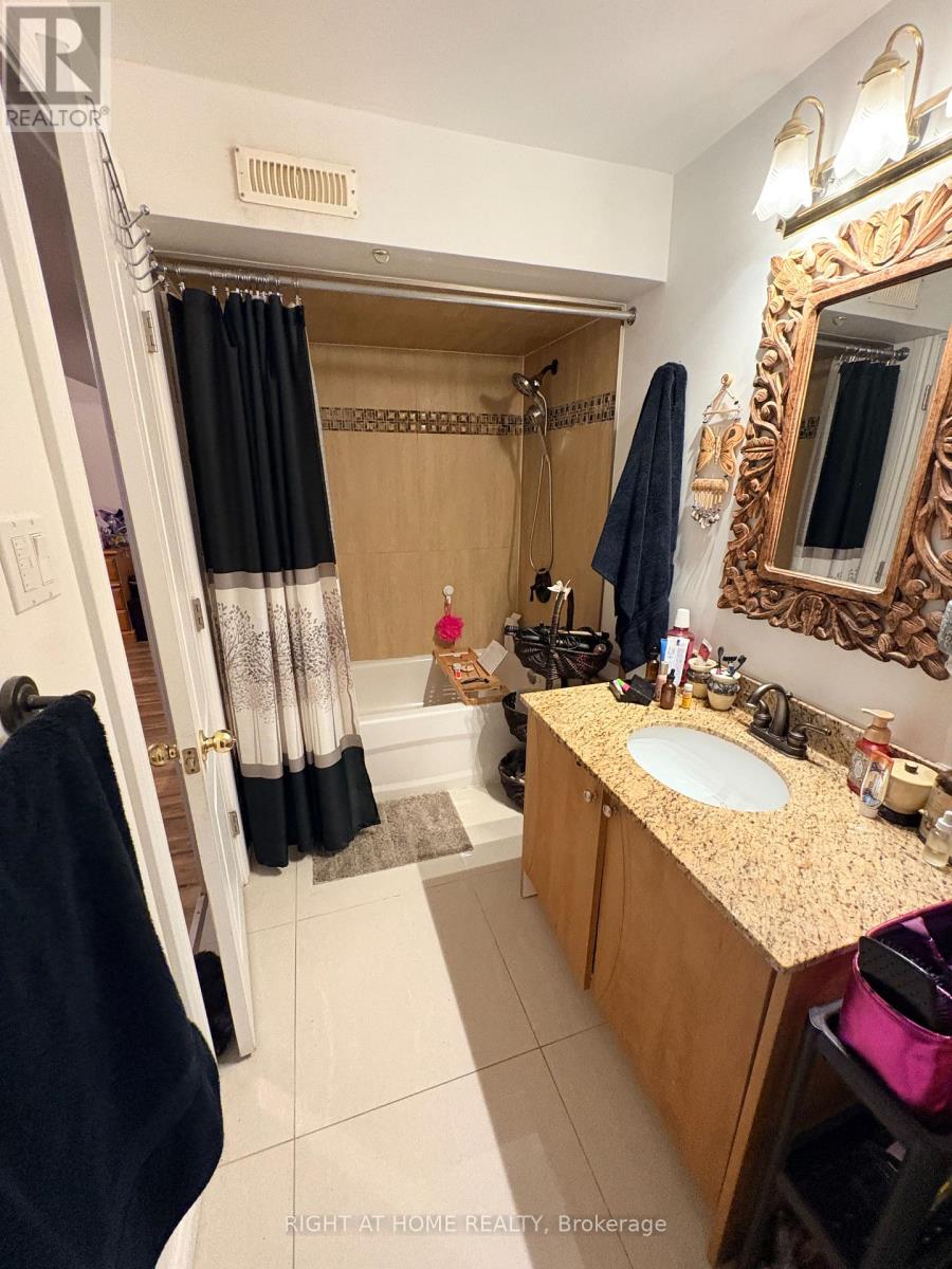 86 Peter Street, Markham, Ontario  L3P 2A6 - Photo 10 - N12804468