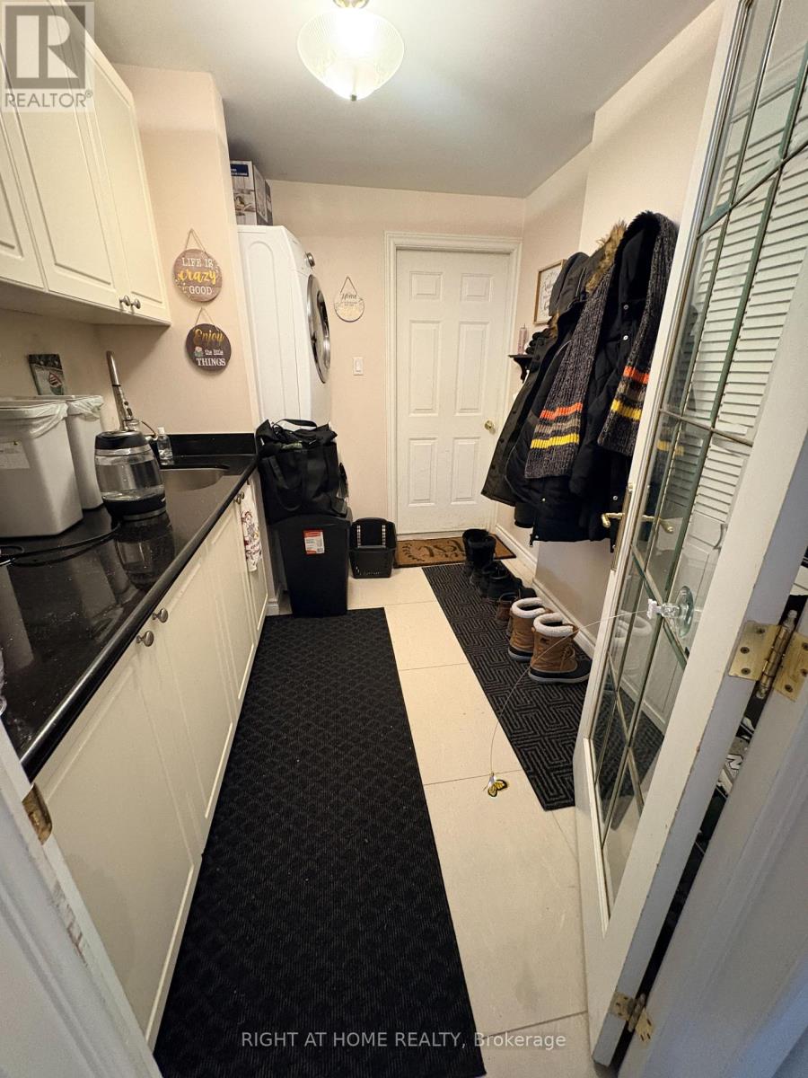 86 Peter Street, Markham, Ontario  L3P 2A6 - Photo 12 - N12804468