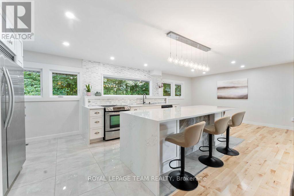 15 Leacock Drive, Ottawa, Ontario  K2K 1R6 - Photo 16 - X12804482