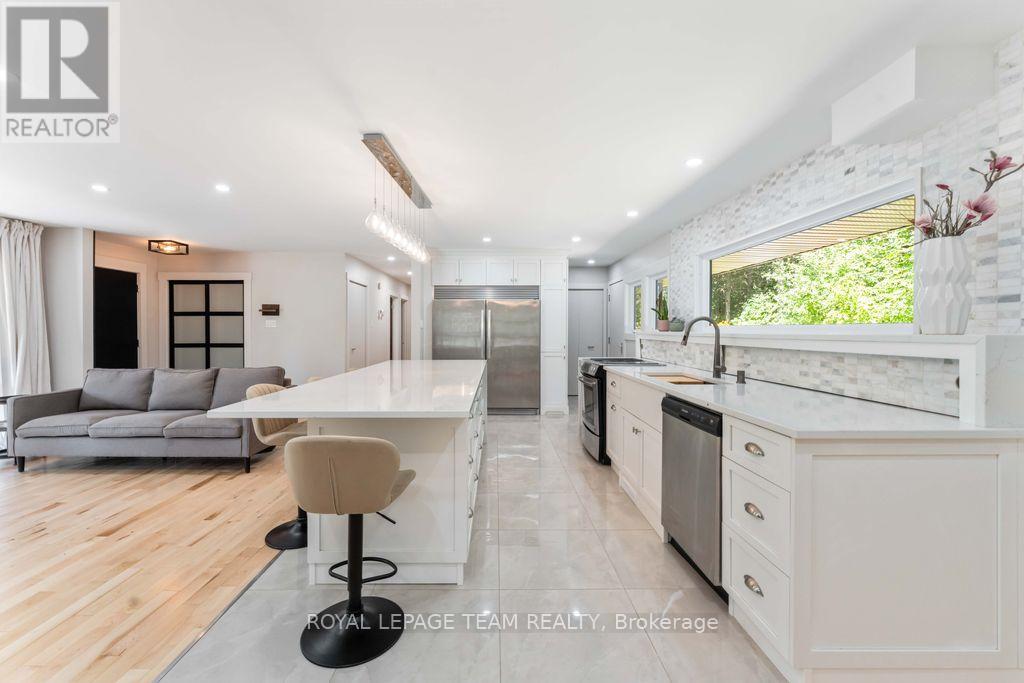 15 Leacock Drive, Ottawa, Ontario  K2K 1R6 - Photo 21 - X12804482