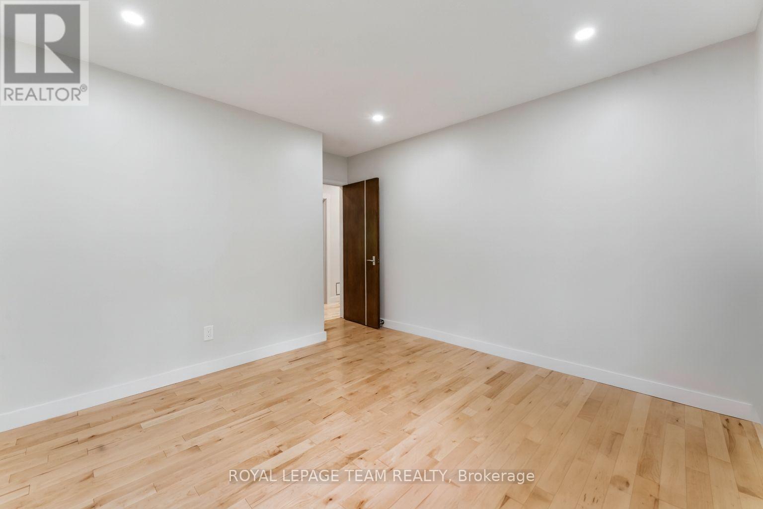 15 Leacock Drive, Ottawa, Ontario  K2K 1R6 - Photo 27 - X12804482