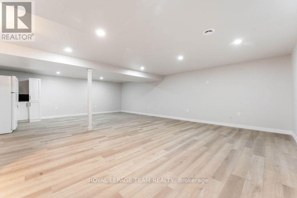 15 Leacock Drive, Ottawa, Ontario  K2K 1R6 - Photo 34 - X12804482