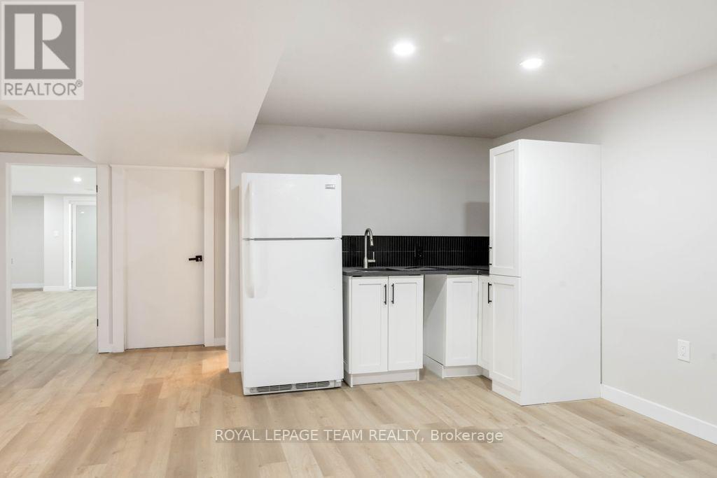 15 Leacock Drive, Ottawa, Ontario  K2K 1R6 - Photo 36 - X12804482