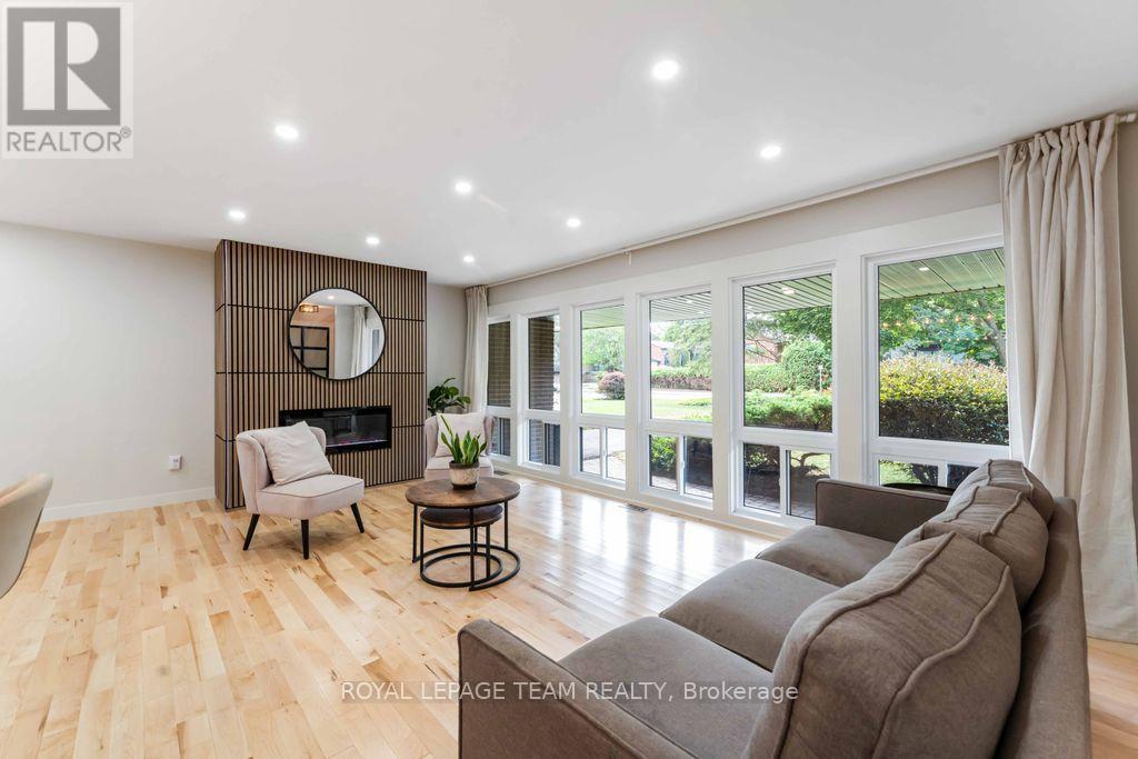 15 Leacock Drive, Ottawa, Ontario  K2K 1R6 - Photo 8 - X12804482