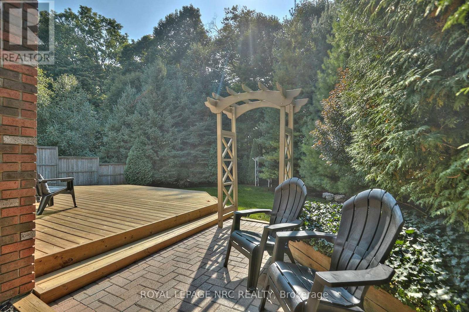 28 Spruceside Crescent, Pelham, Ontario  L0S 1E1 - Photo 27 - X12804474