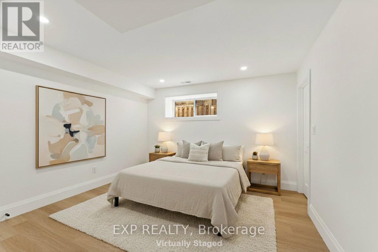 241 Parkway Avenue, Georgina, Ontario  L4P 2W1 - Photo 38 - N12804476