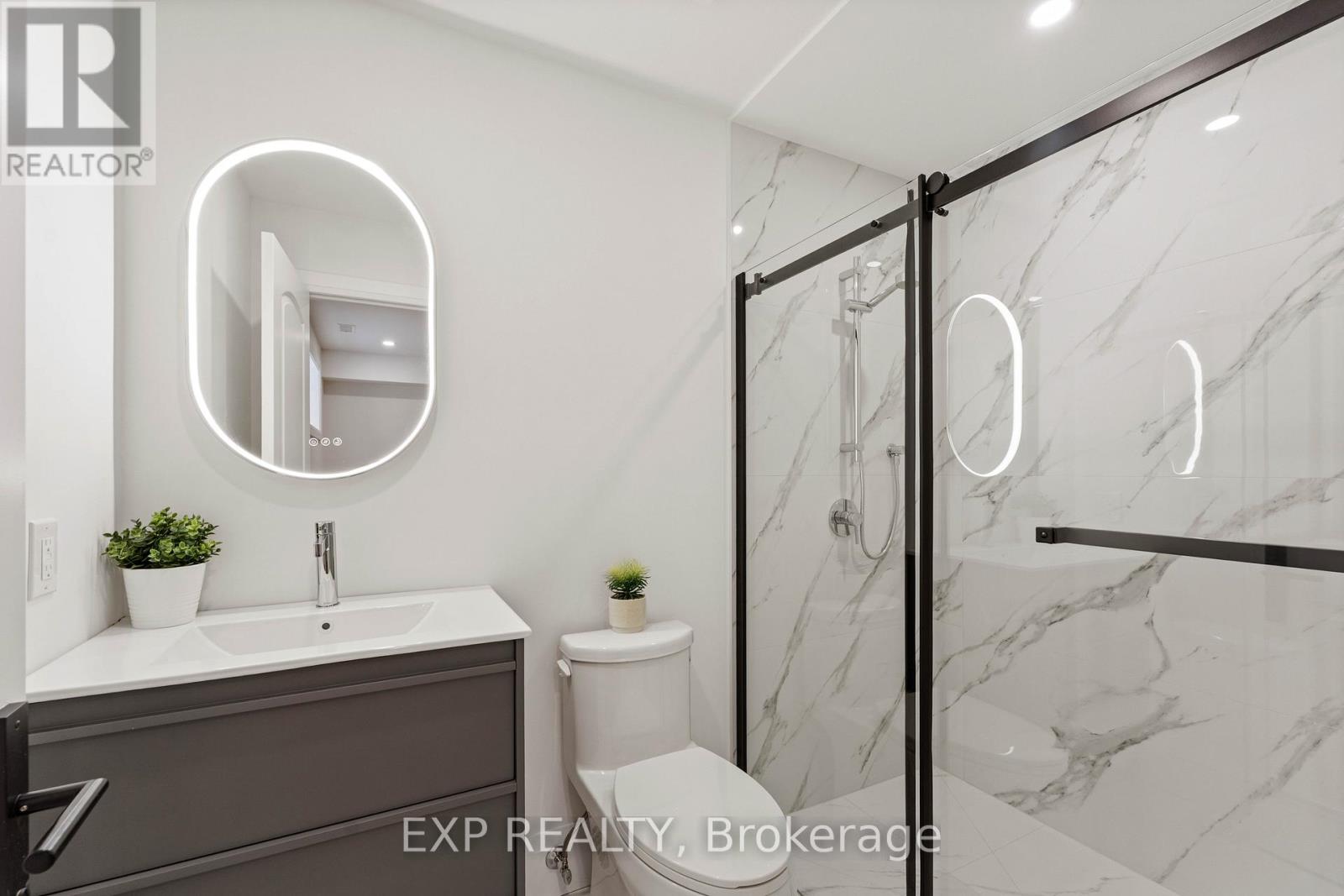 241 Parkway Avenue, Georgina, Ontario  L4P 2W1 - Photo 40 - N12804476