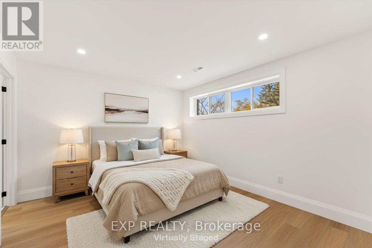 241 Parkway Avenue, Georgina, Ontario  L4P 2W1 - Photo 41 - N12804476