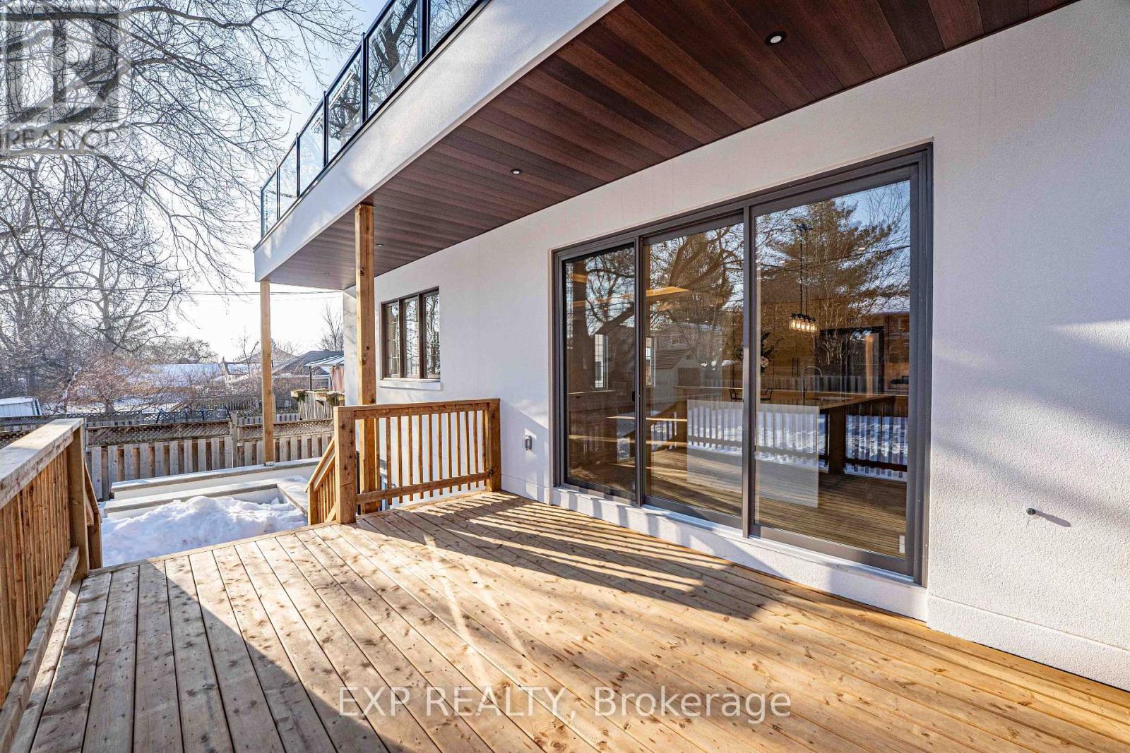 241 Parkway Avenue, Georgina, Ontario  L4P 2W1 - Photo 5 - N12804476