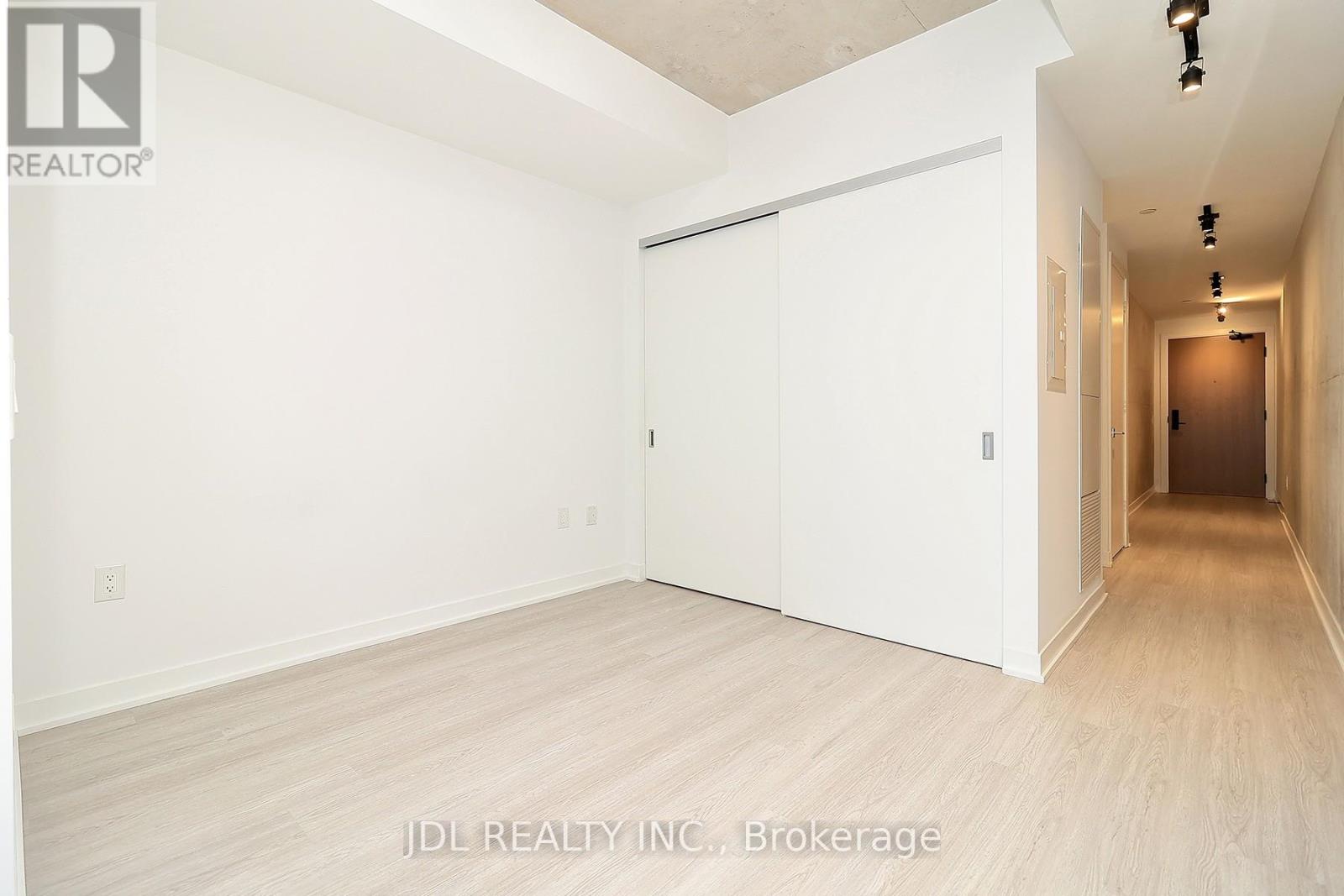 519 - 195 Mccaul Street, Toronto, Ontario  M5T 1W6 - Photo 10 - C12796972