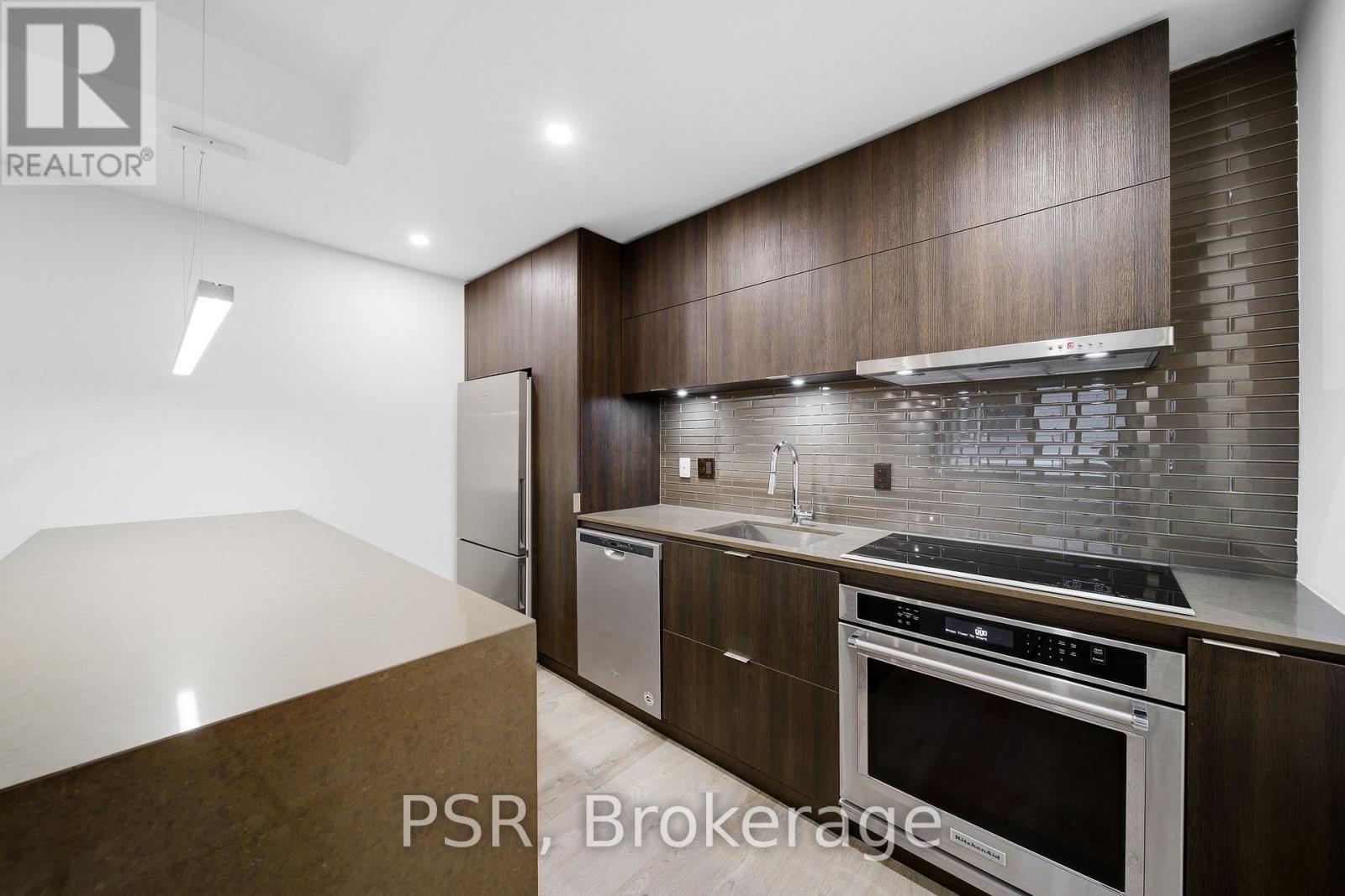 202 - 2 St Thomas Street, Toronto, Ontario  M5S 2Z1 - Photo 5 - C12788800